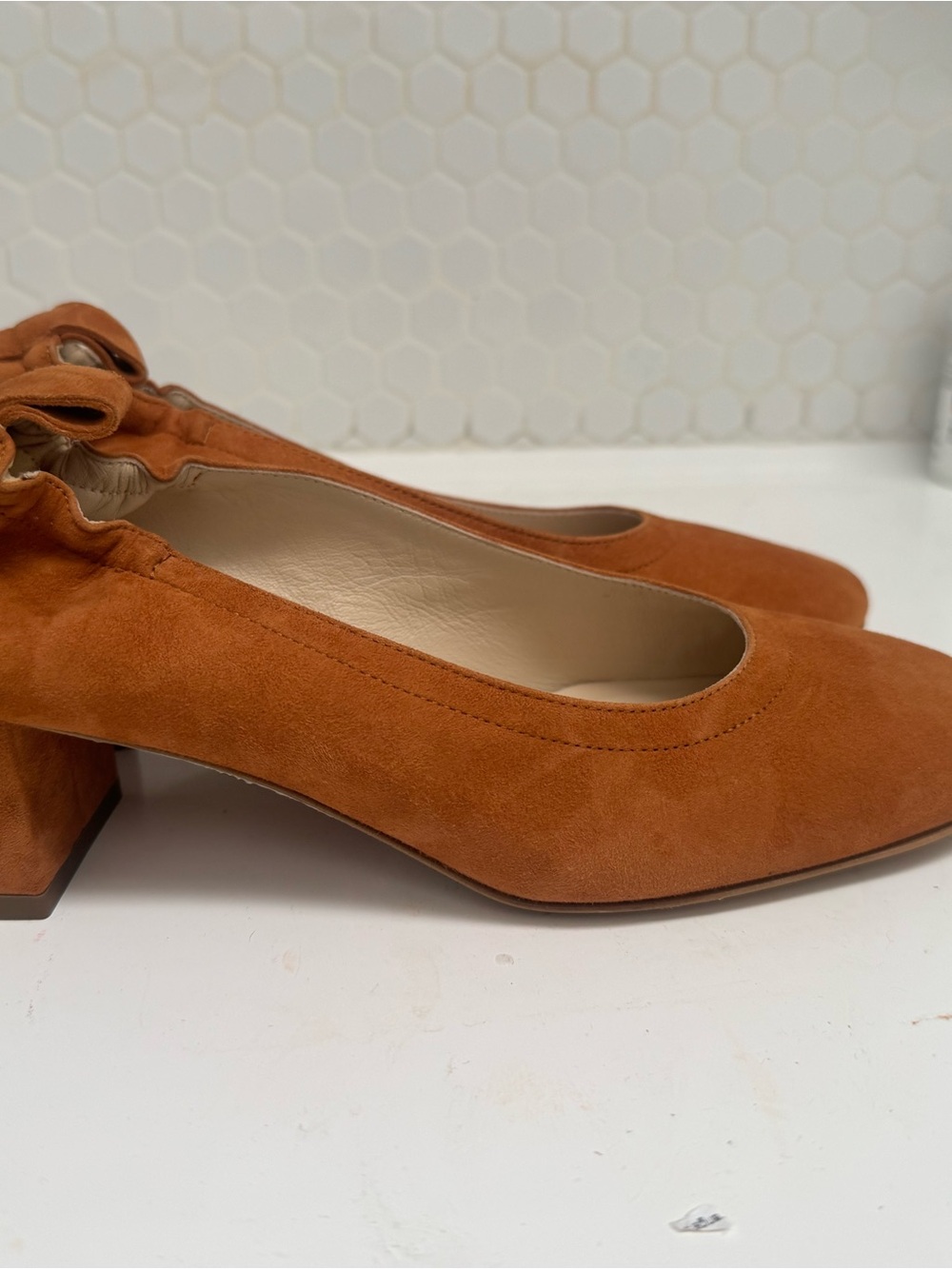 Everlane Cognac Suede Block Heel Pumps Made in Italy - Picture 14 of 16